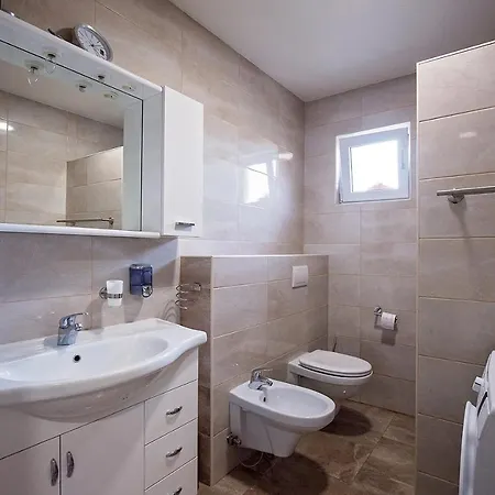 Vila Duka With Heated Private Pool, Makarska Region