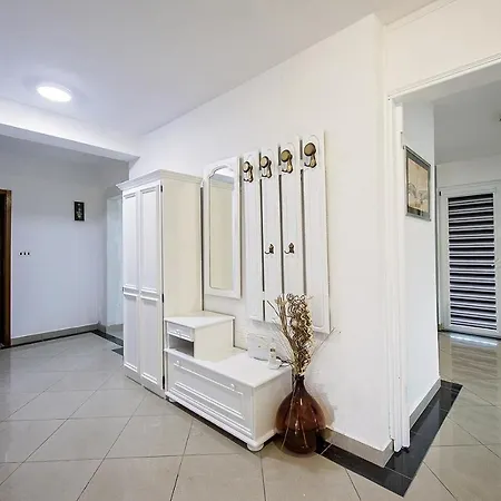 Vila Duka With Heated Private Pool, Makarska Region